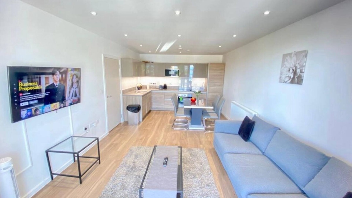 Canning Town North Apartment | Canning Town Apartment