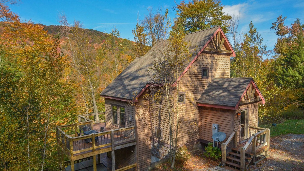 McHenry Cottage | Canopy Escape