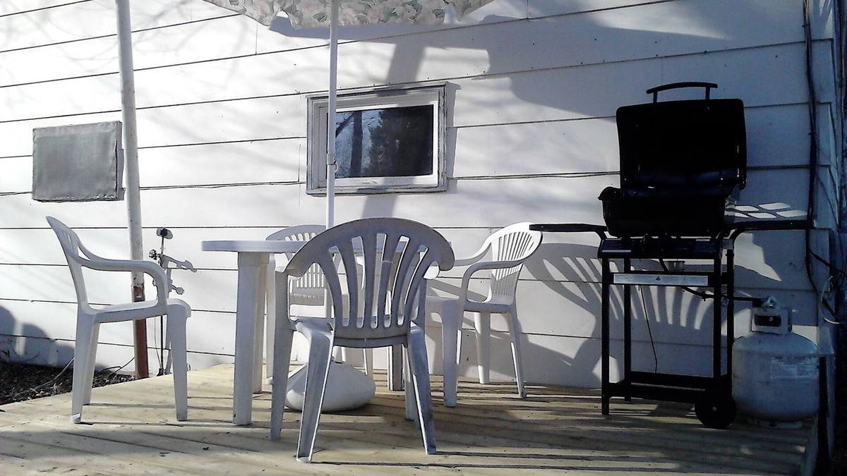 Canora House | Canora Home Rentals Vacation Cottage