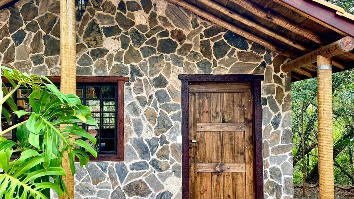 Caxambu Ski Chalet | Canto da Pedra: Nature and Comfort