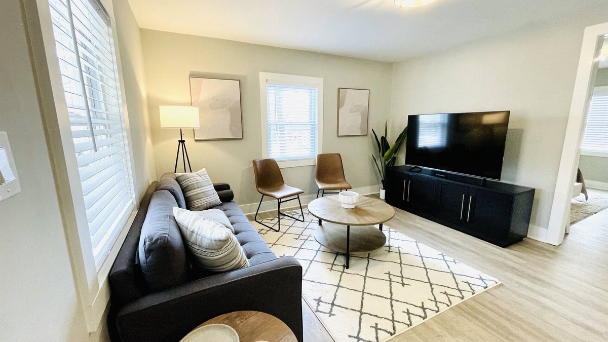 Canton House | Canton Cottage - Cozy 2 Bedroom Retreat