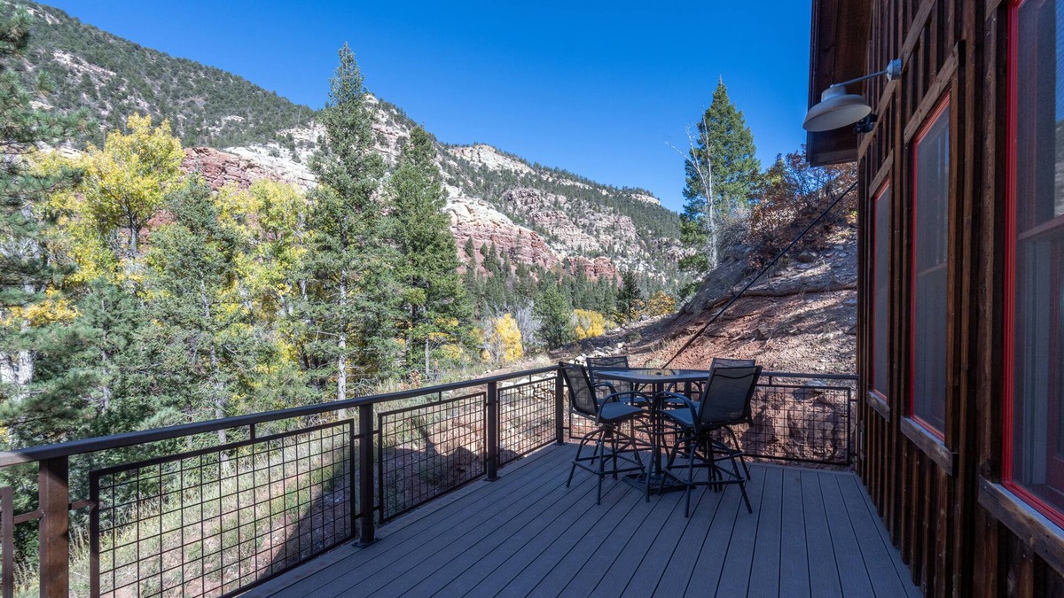 Placerville Cabin | Canyon Hideaway An Angler's Dream