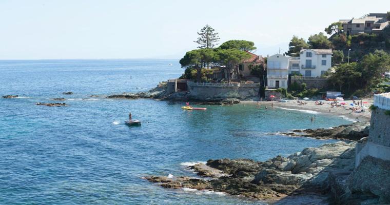 San-Martino-di-Lota House | Cap Corse une villa dans un nid de verdure