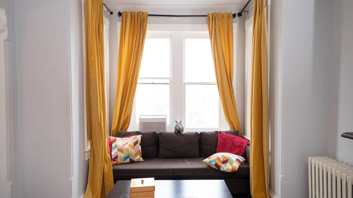 Stanton Park Bed & Breakfast | Cap Hill 1-level Loft-style 2 Bedroom, near Capitol, Eastern MarketFREE Parking,