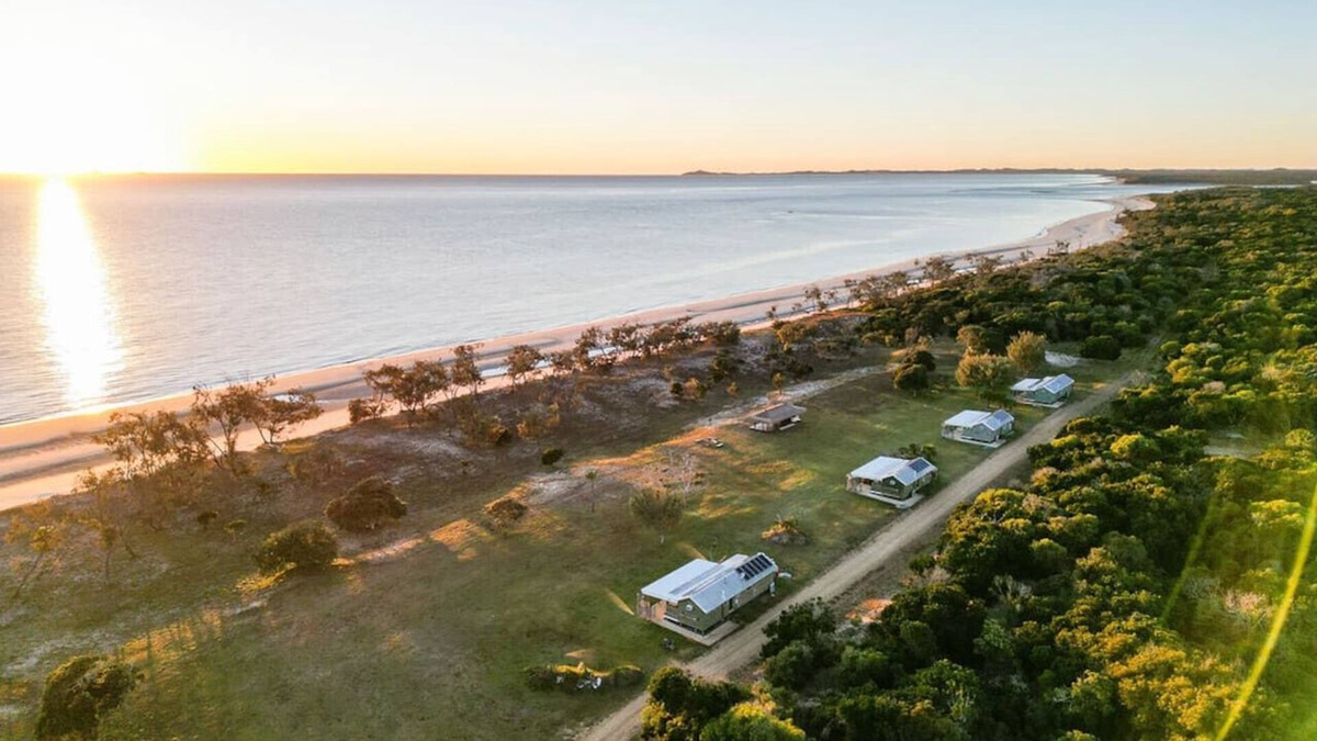 Curtis Island House | Cape Keppel Beach Cottage 3
