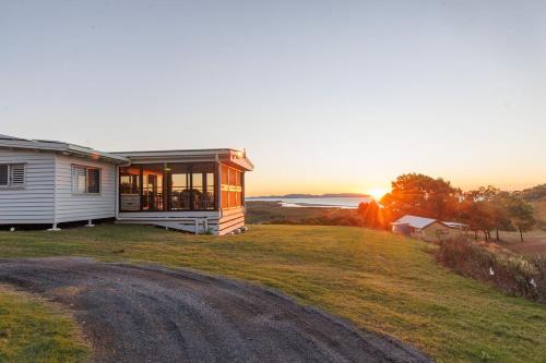Curtis Island Villa | Cape Keppel Lodge
