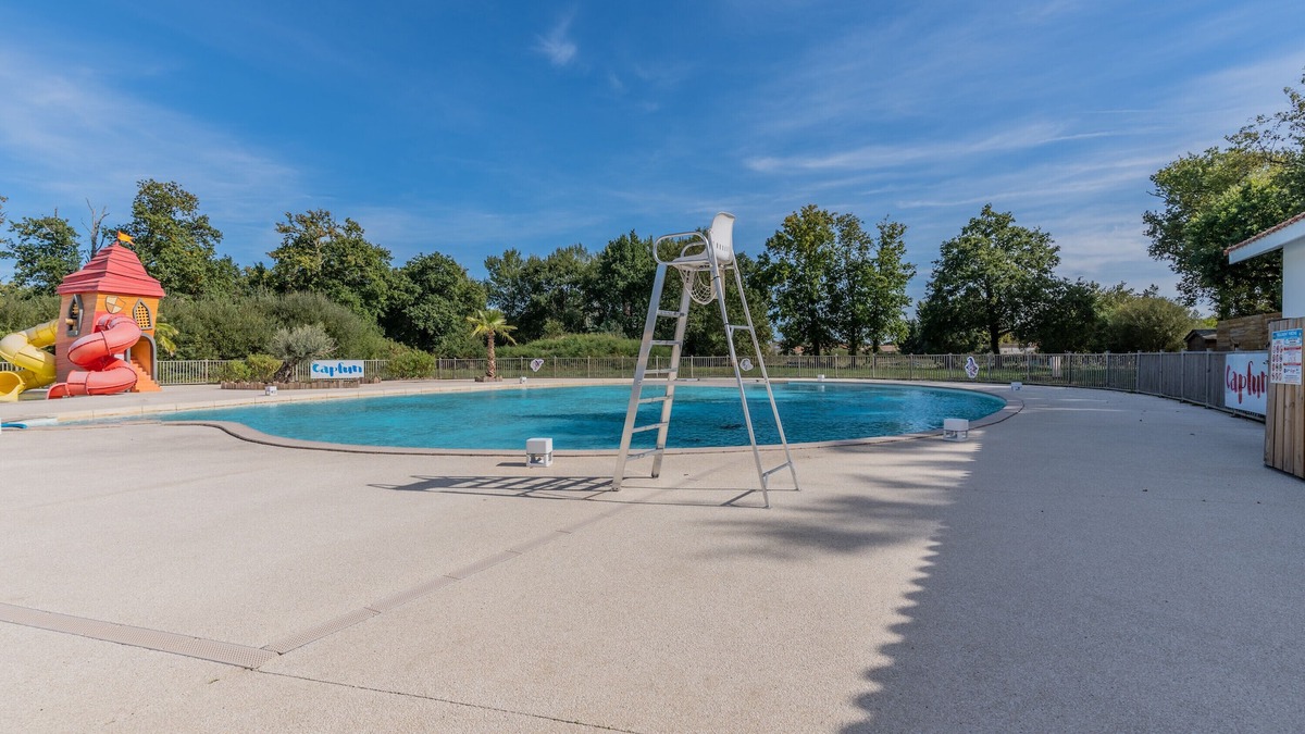 Lanton Ski Chalet | Capfun, 5 stars, 64 m² with pool and terrace
