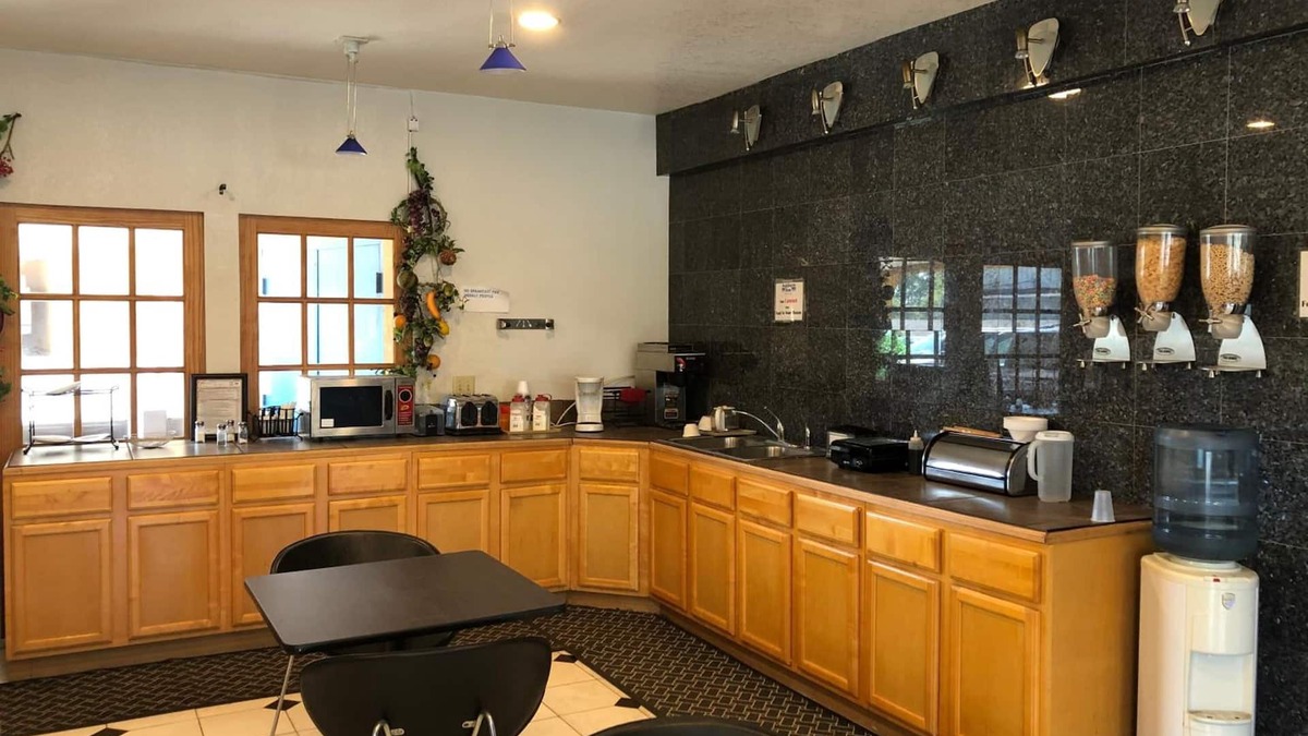 Cordele Hotel | Capital Inn