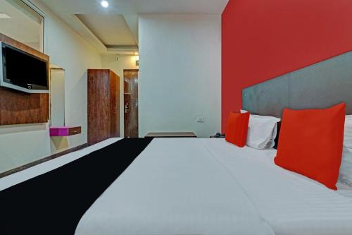 Sikandra Rao Hotel | Capital O Kanha Resort