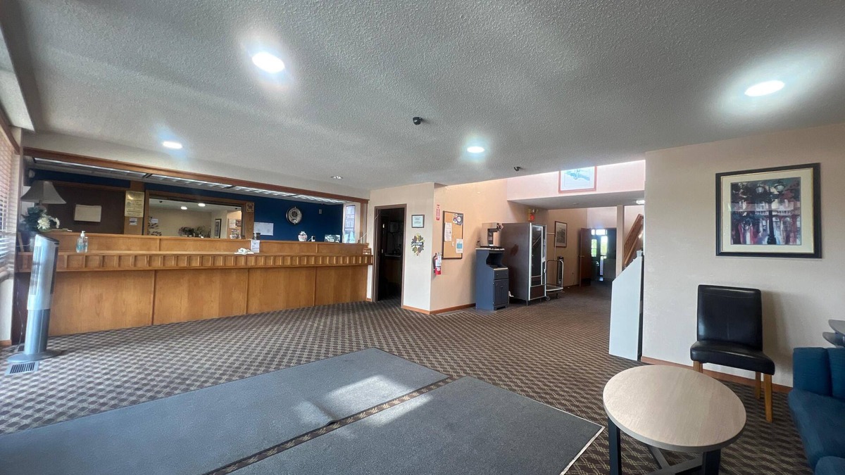 Marysville Hotel | Capital O Marysville Surf Motel Kansas