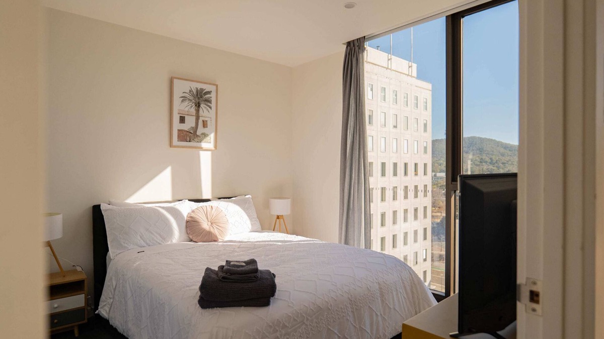 City West Apartment | Capitol Two-Bed CBD Apartment Canberra