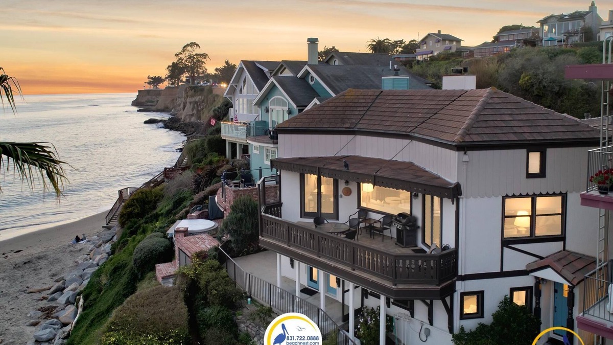 Capitola House | Capitola Oceanside