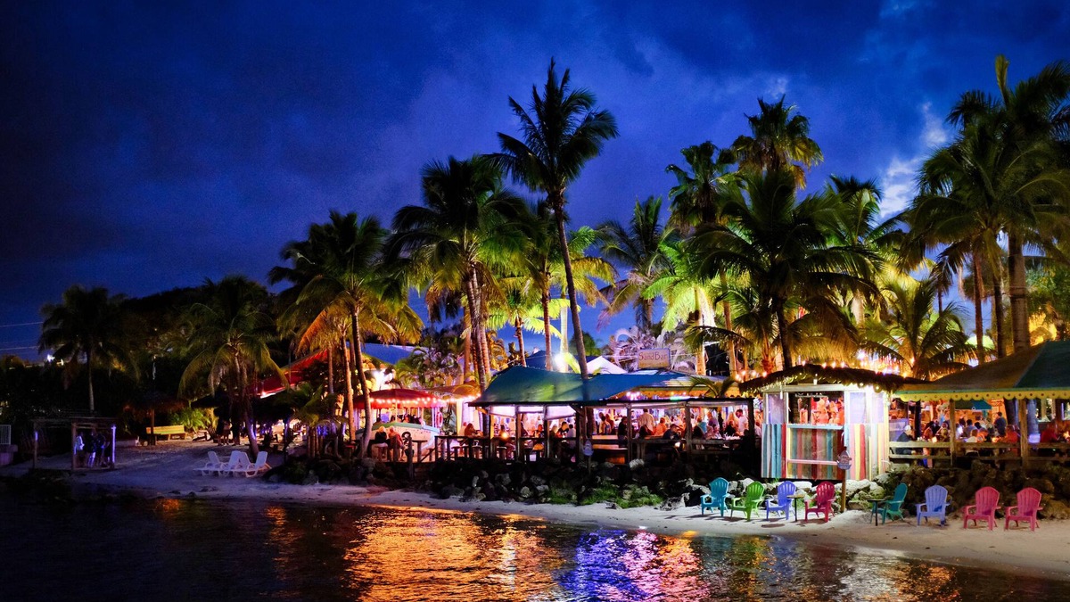 Sebastian Resort | Capt Hiram's Resort