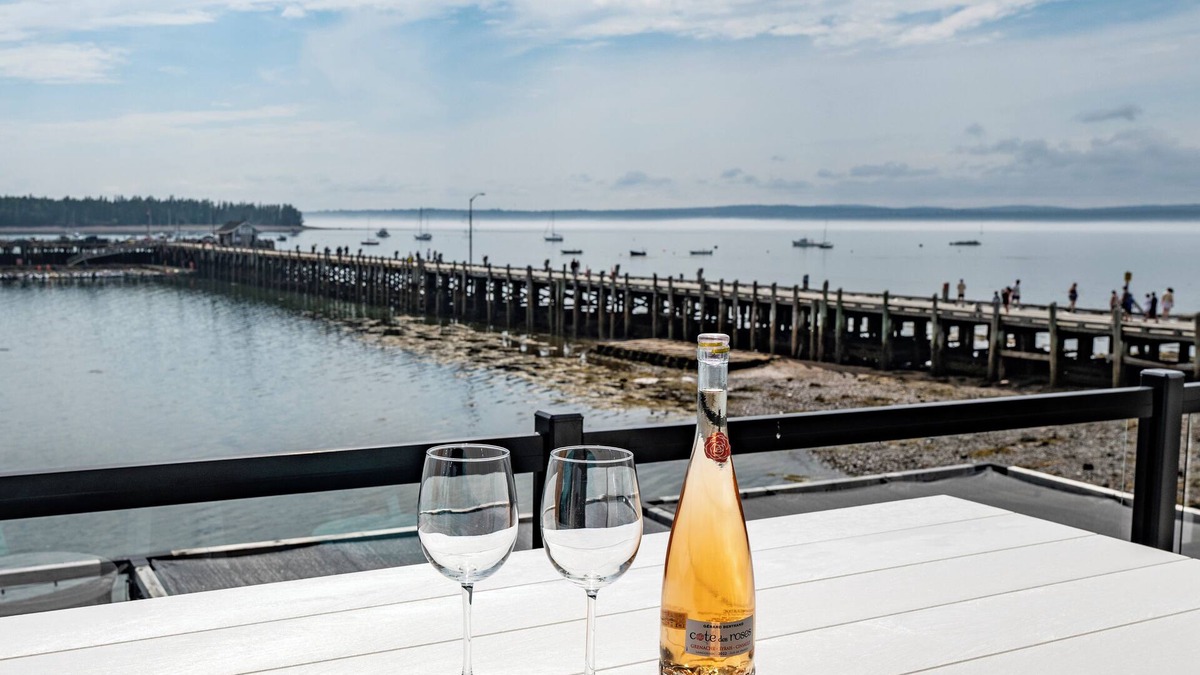 St. Andrews Apartment | Captain Dan's Sunset Suite