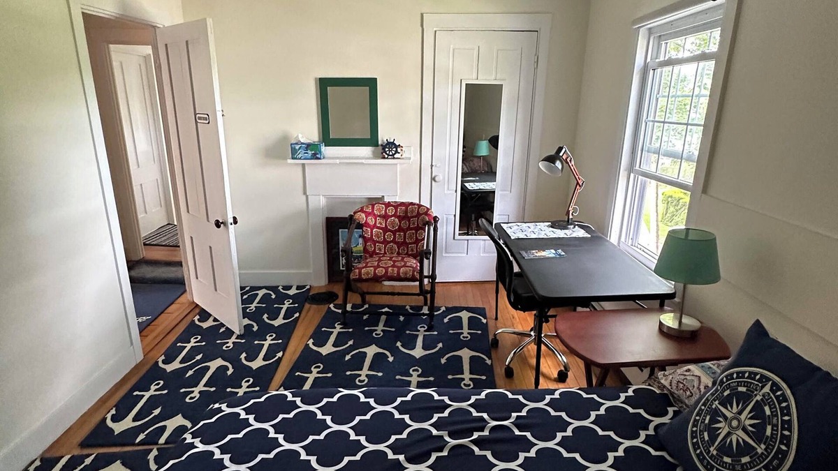 Bath House | Captain's Guest Room w/private bath & house entrance. Walk to everything.