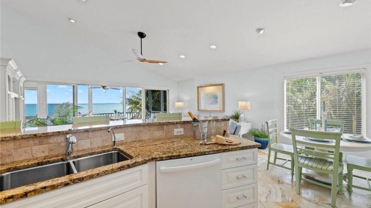 Captiva Condo | Captiva Hideaway on Old Lodge Lane