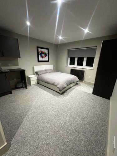 Waltham Abbey House | Captivating 7 -Bed House in Waltham Abbey