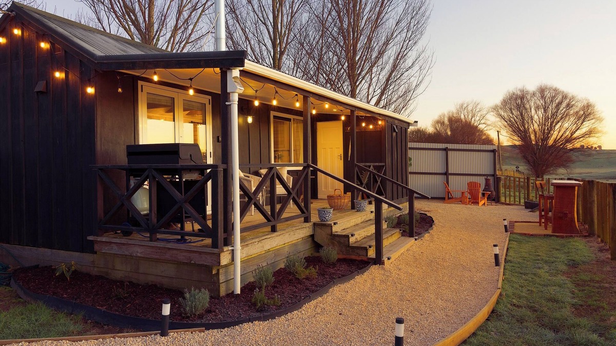 Elsthorpe Cottage | Captivating Country Escape