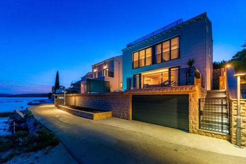 Slano Villa | Captivating Dubrovnik Villa Villa Belle Riviere Private Infinity Pool &