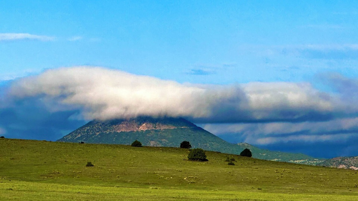 Folsom House | Capulin Volcano View House!