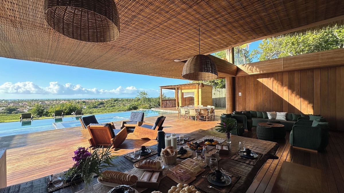 Caraiva House | Caraíva Paradise Luxury Villa – 7 Suites, Infinity Pool, Jacuzzi, Sauna & Staff