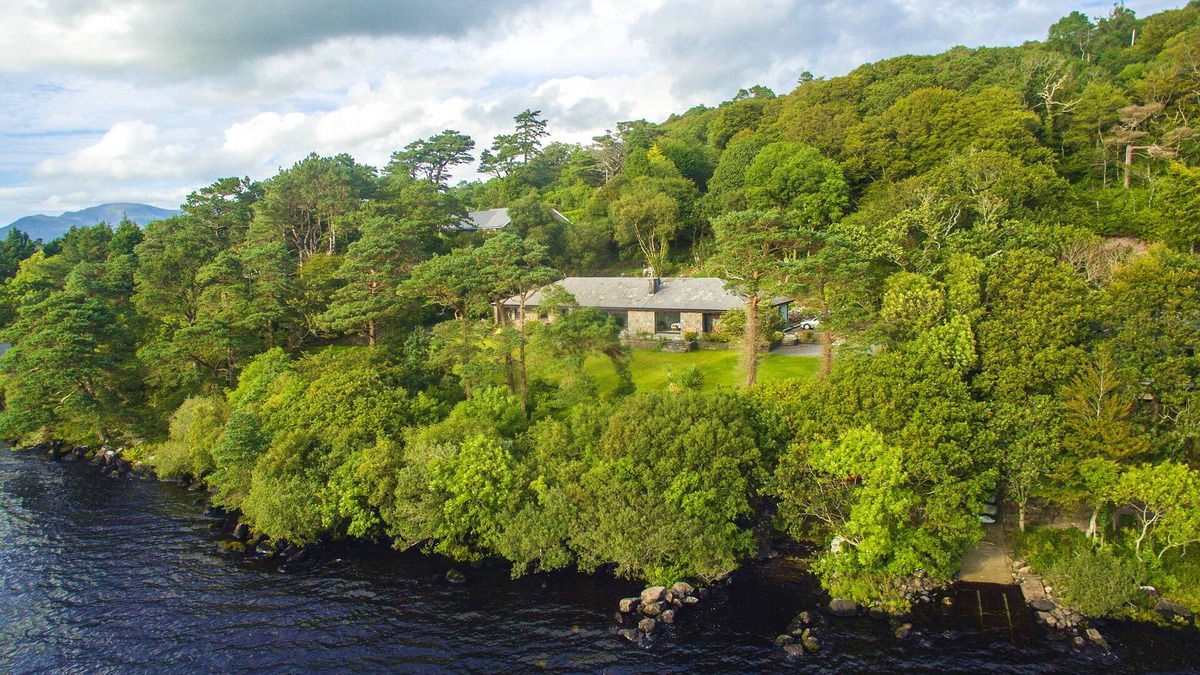 Caragh Lake House | Caragh Lake House VRBO
