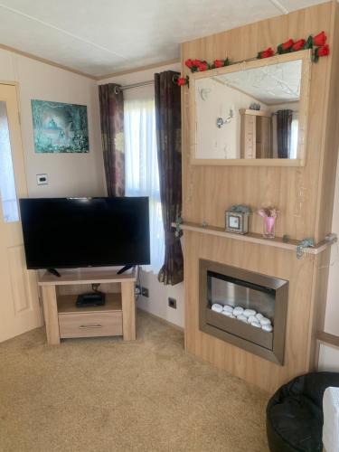 Towyn Resort | Caravan by the Sea B48