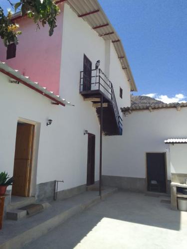 Caraz House | Caraz - Cozy Cottage