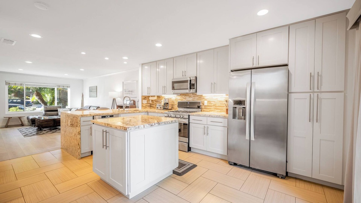Cardiff-by-the-Sea Condo | Cardiff Modern Beach Condo