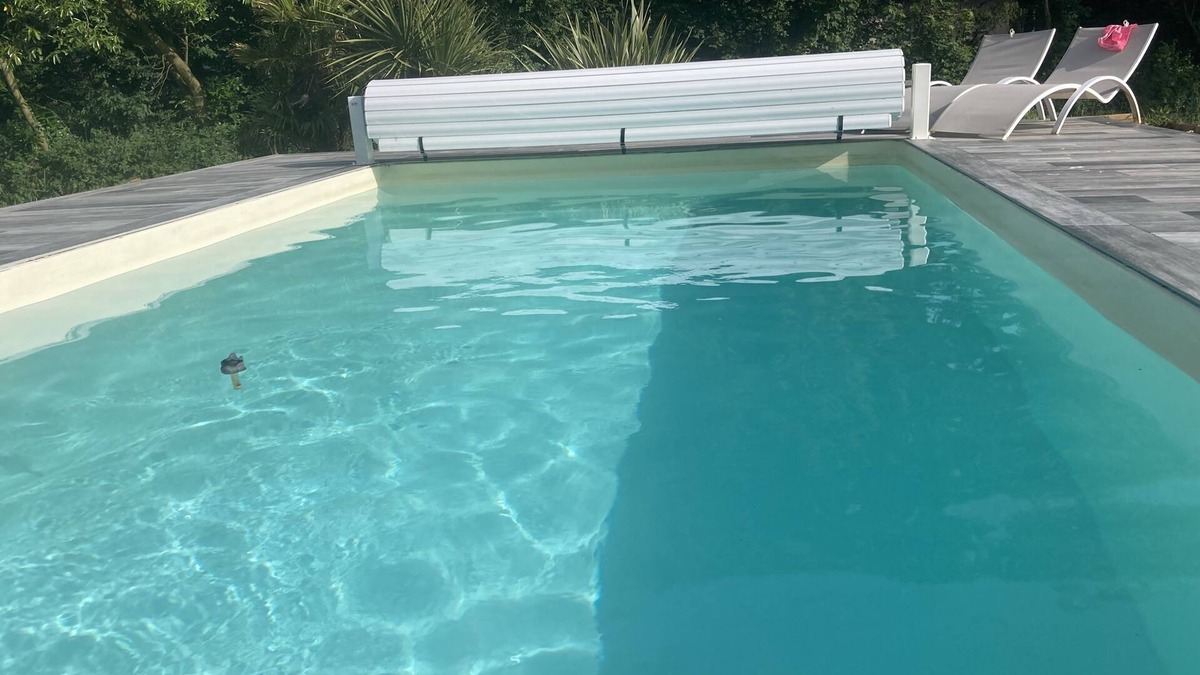 Carentan House | Carentan - Spacieuse Maison Avec Piscine Chauffée de 10 Personnes