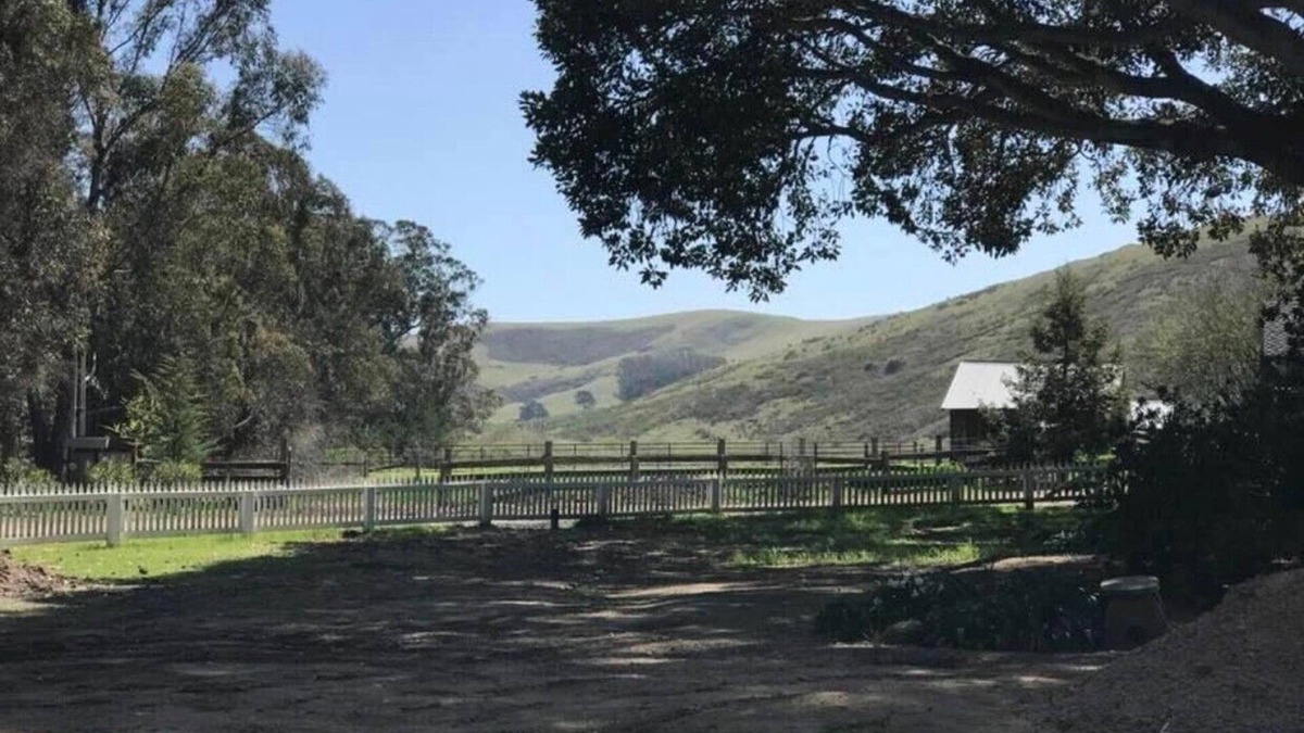 Cayucos Cottage | Caretakers house at Harmony ranch