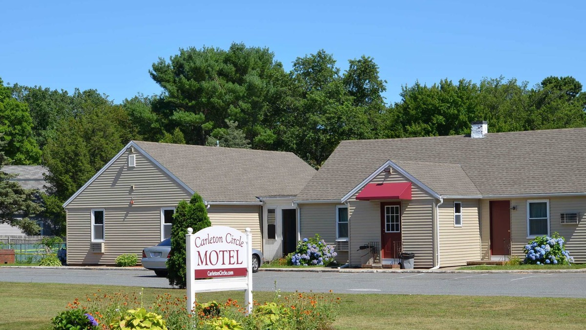 East Falmouth Hotel | Carleton Circle Motel Falmouth