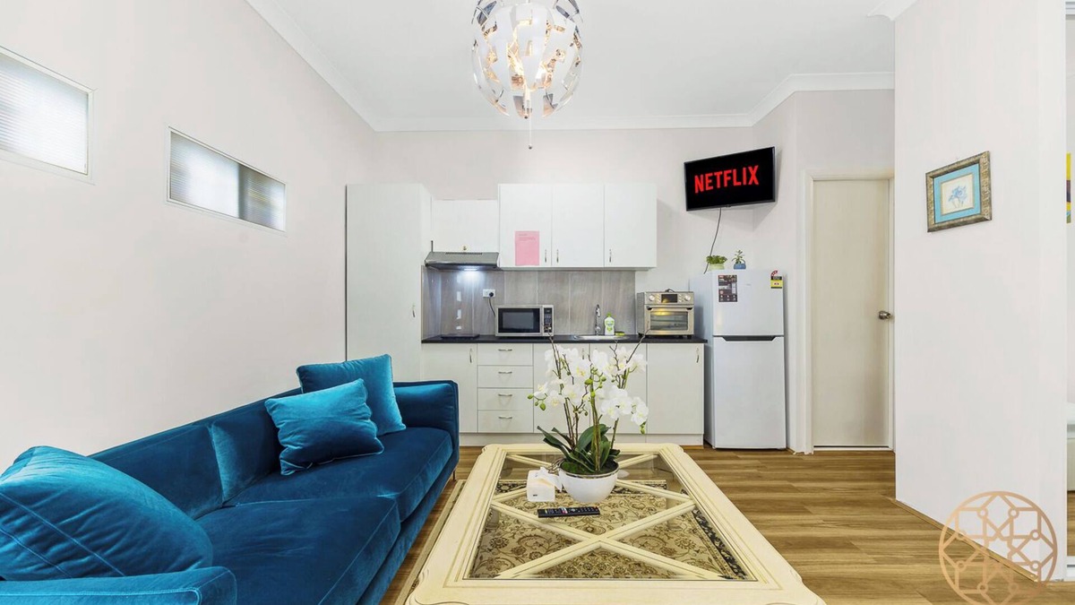 Carlingford Apartment | Carlingford sweet studio with WiFi& Parking