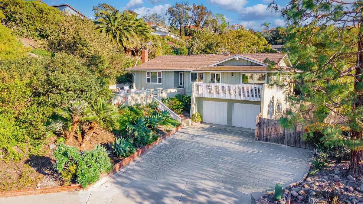 Carlsbad House | Carlsbad Lagoon Beach Serenity