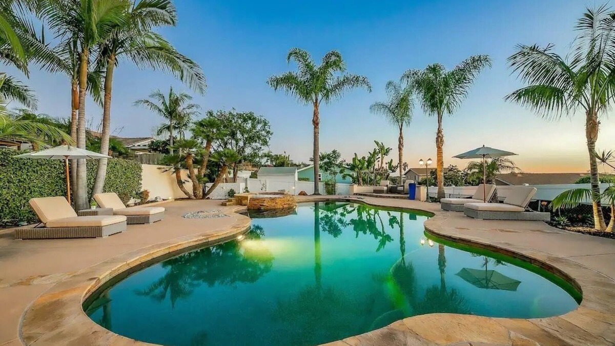 Olde Carlsbad House | Carlsbad Oceanview Luxury Home w/Private Pool, Spa, Outdoor Kitchen & Grill
