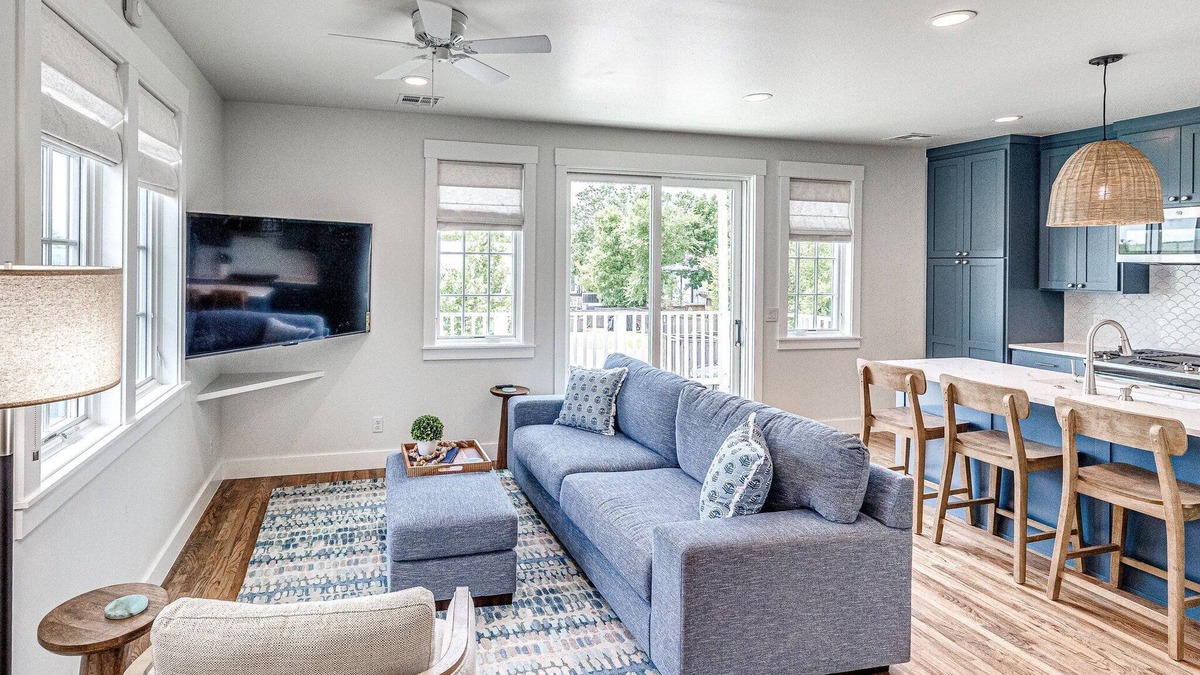 Carlton Landing Apartment | Carlton Landing-Carriage House