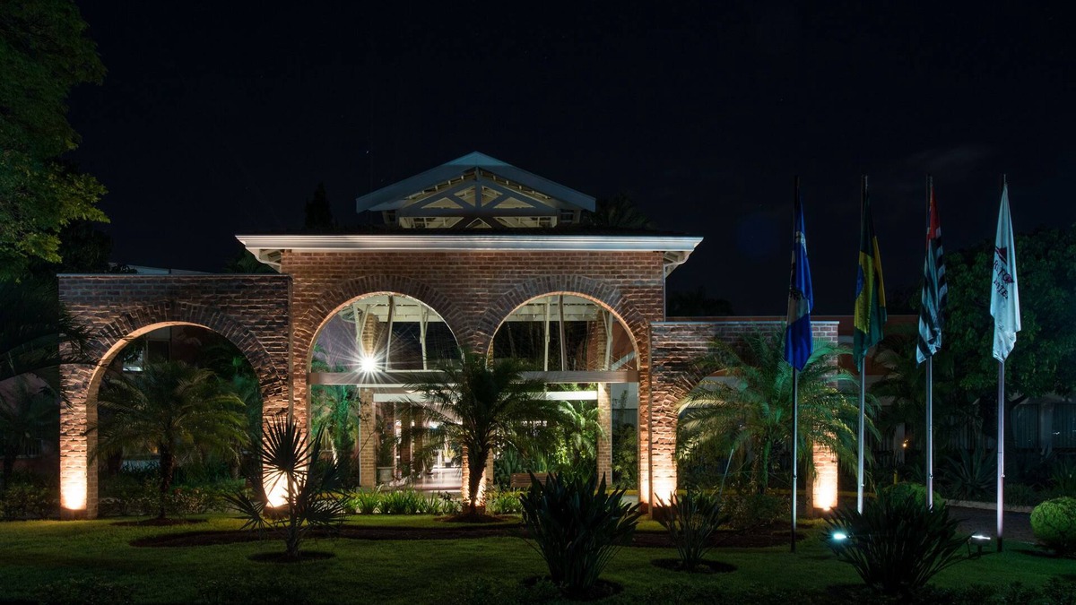 Limeira Hotel | Carlton Suítes Limeira