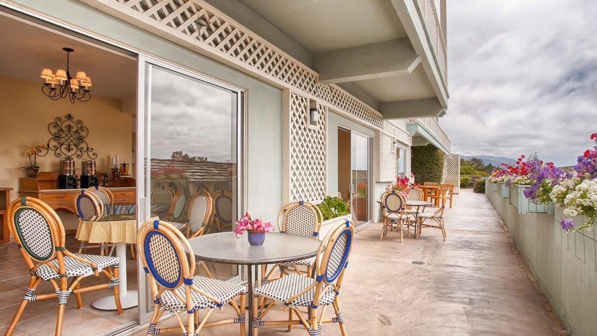 Northeast Carmel Hotel | Carmel Bay View Inn