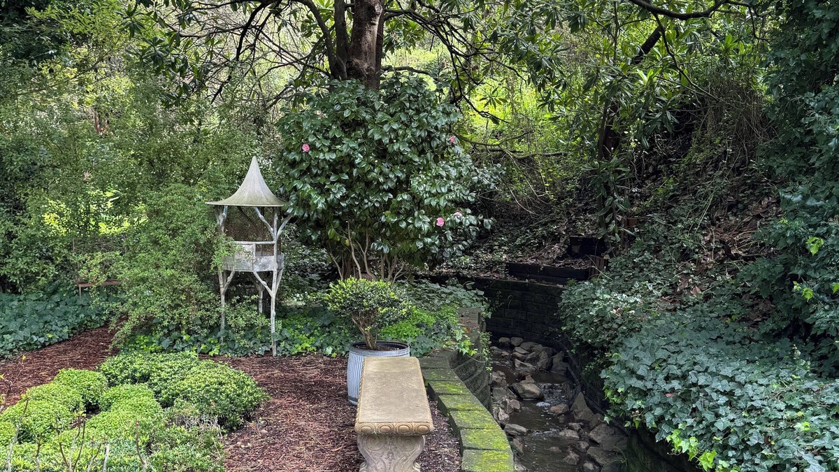 Northeast Carmel Cottage | Carmel cottage with a private garden on a quiet cul-de-sac, walk to town & beach