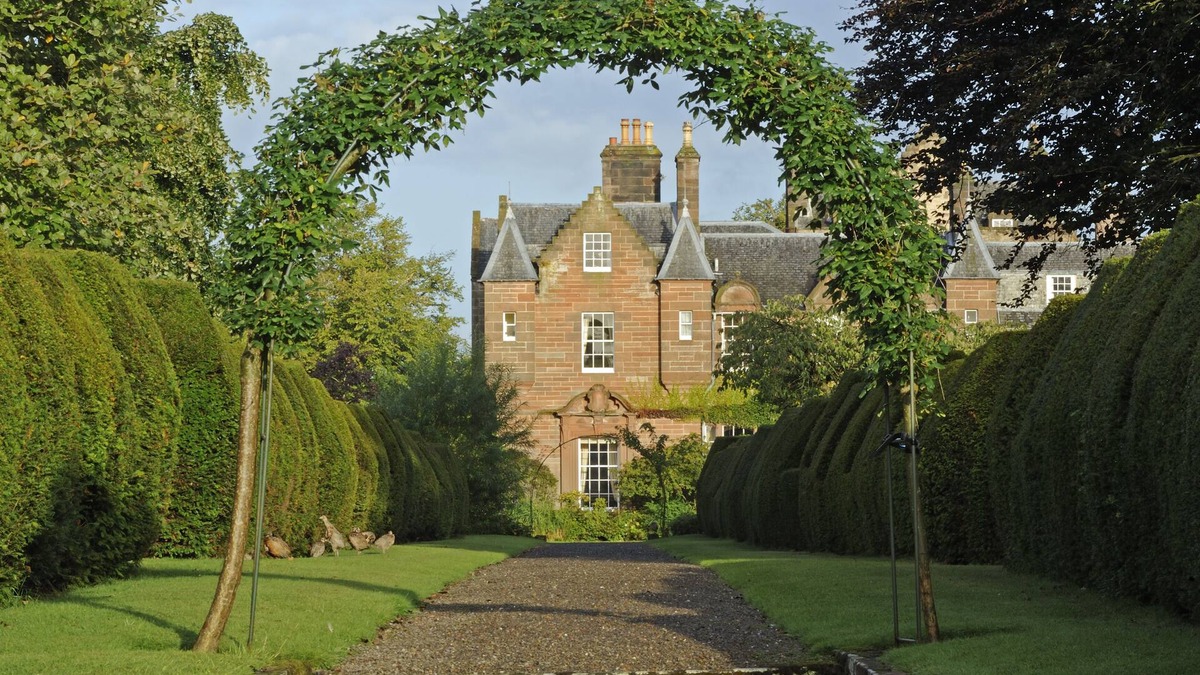 Kilmarnock Apartment | Carnell Private Apartment