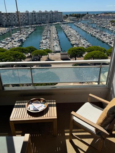 Carnon-Plage Apartment | Carnon Plage, panorama Unique sur la Mer et le Port depuis la Terrasse