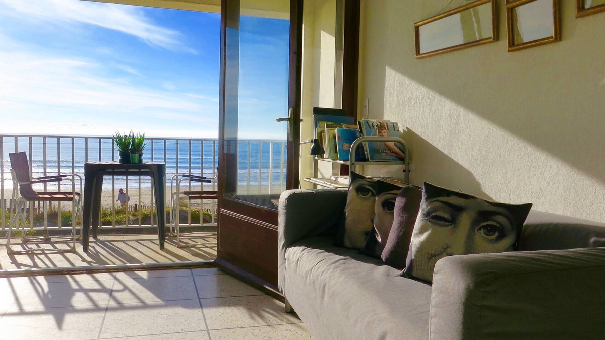 Carnon-Plage Apartment | Carnon Plage: Very nice flat, directly on the beach
