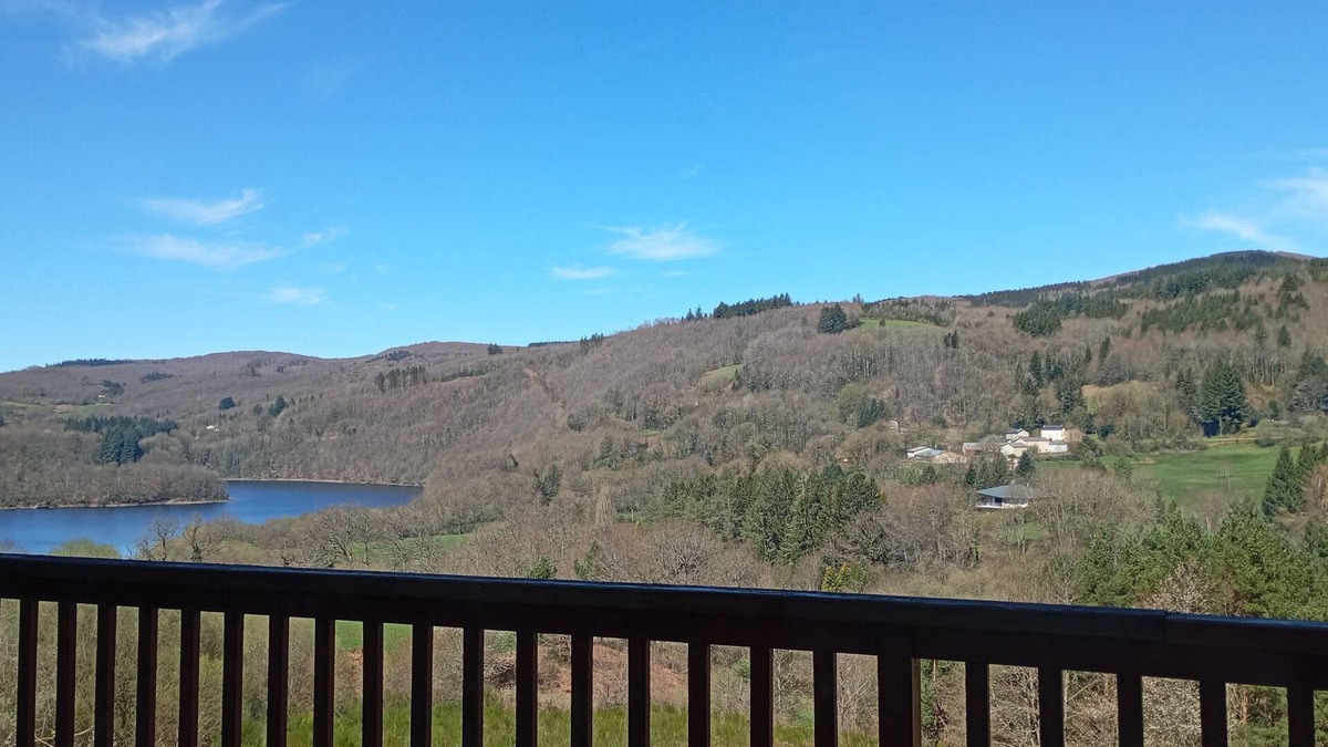 La Salvetat-sur-Agout Ski Chalet | CARPE DIEM WITH BIRDSONG