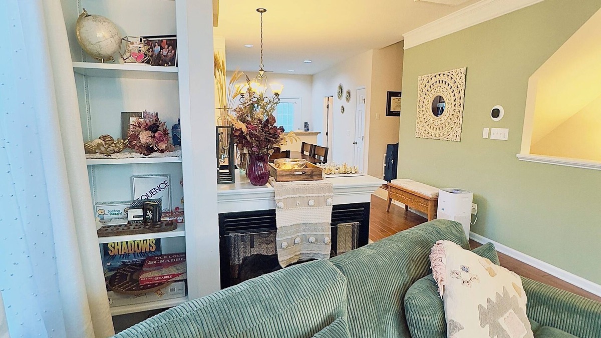 Cary House | ☀ Cary: Private & Spacious Townhome ☀