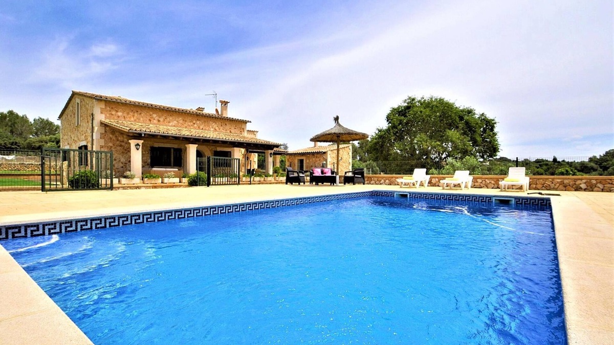 Son Gual Villa | CAS BORRASSOS- Finca with private pool 10 minutes from Palma BBQ Sat TV.and wifi - Free Wifi