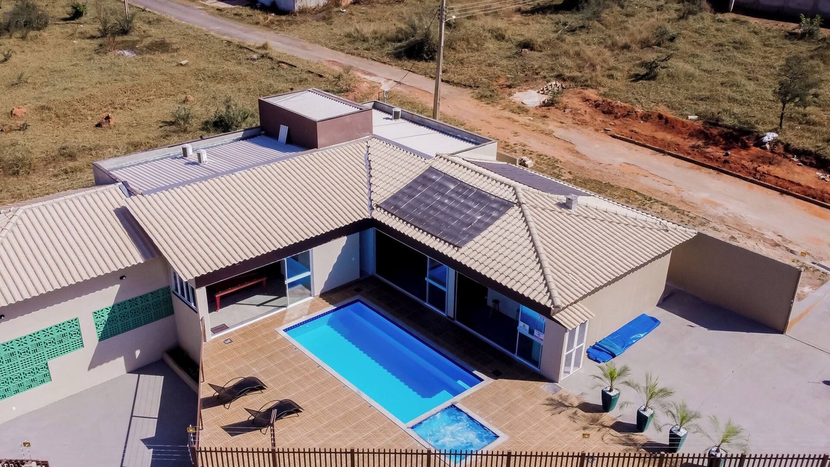 Caldas Novas House | Casa à beira do Lago Corumbá, com uma vista incrível