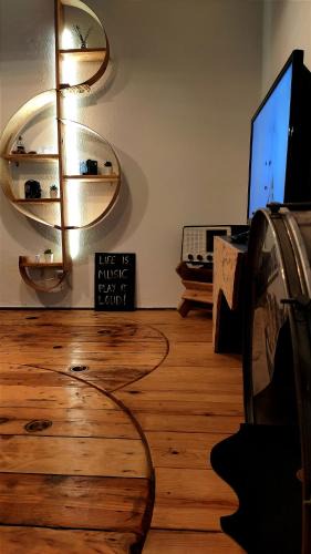 Casais do Rio House | Casa 40th-Music Wood House