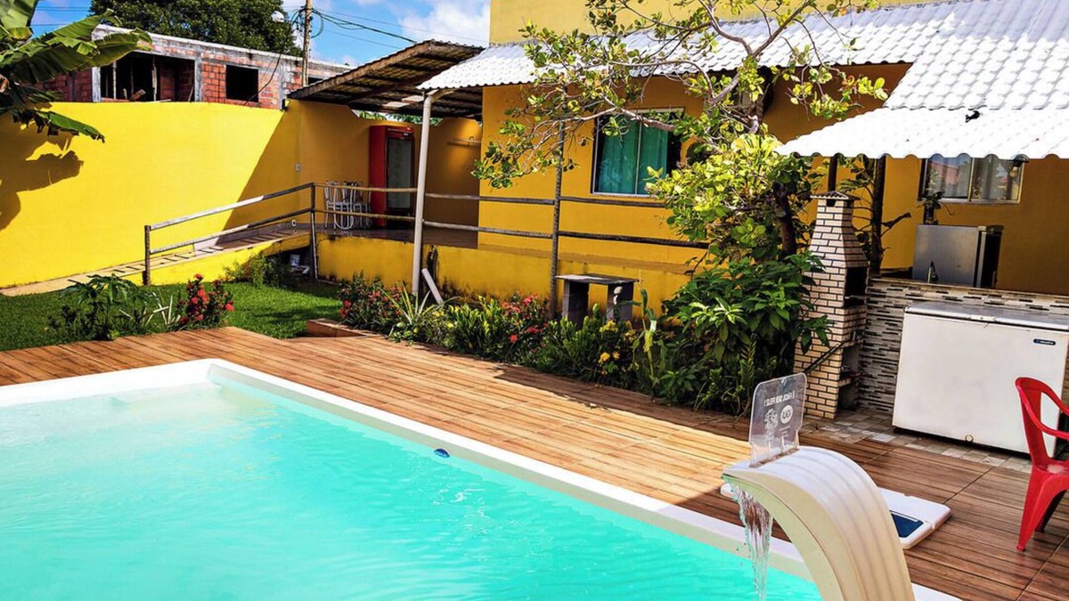 Castelo da Torre House | Casa aconchegante com piscina em Camaçari/BA