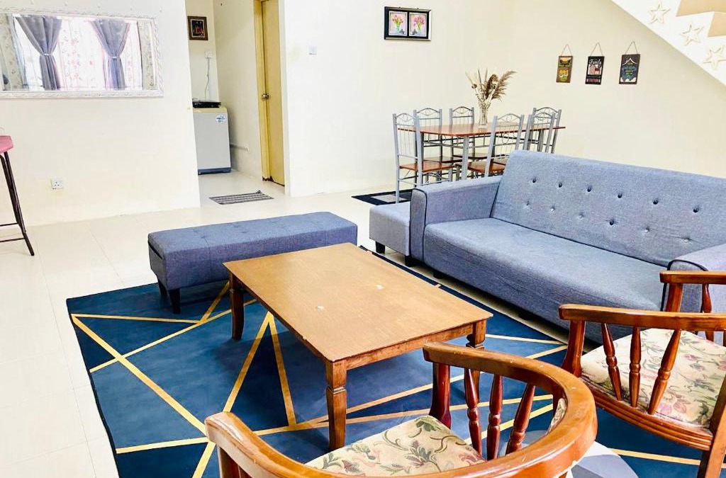 Kampung Air House | CASA ADELIA GUESTHOUSE 2 DESA SOLEHAH