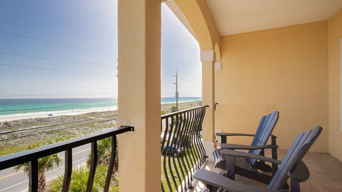 Sunnyside On The Gulf House | Casa Al Mare - Remarkable Gulf-View Home Directly Across from the Beach!